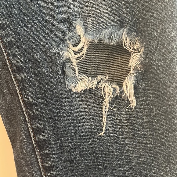 Kut From The Kloth 8 Amy ankle straight leg mid rise cuffed distressed - Picture 8 of 13